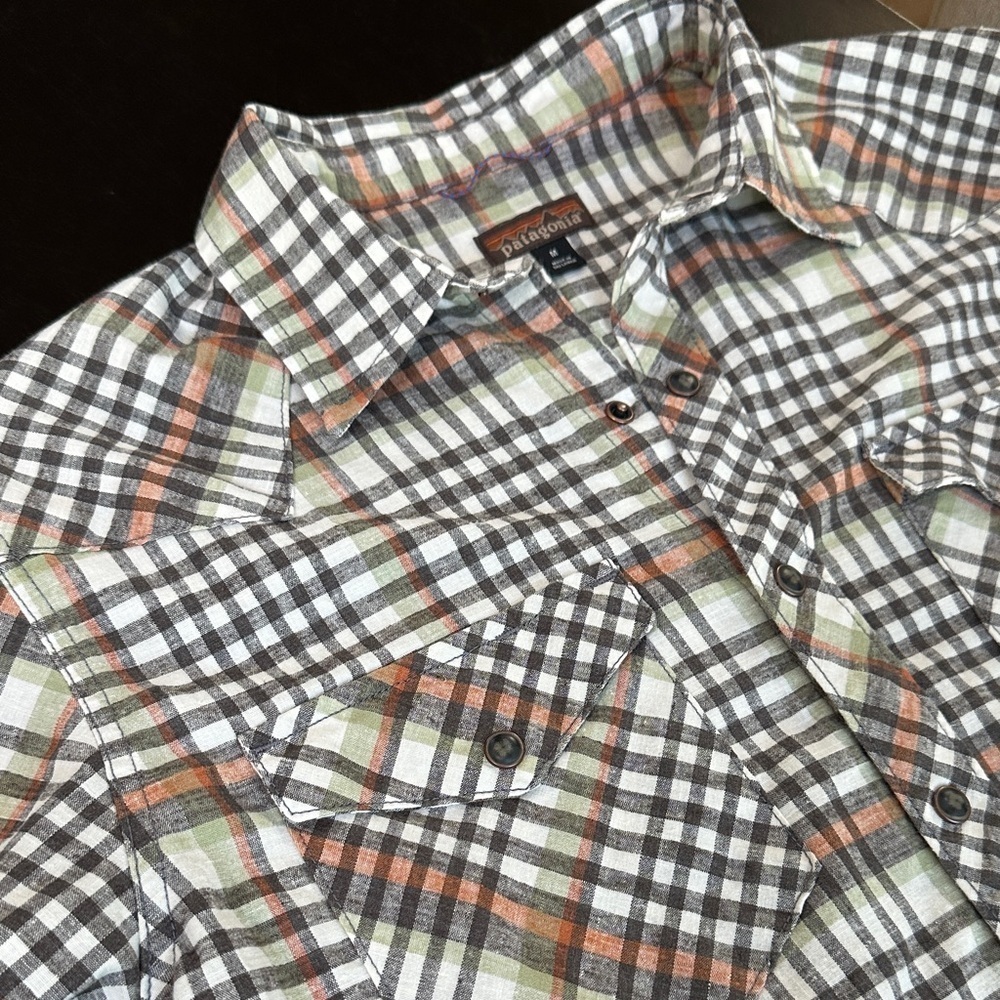 Patagonia Men's Long-Sleeved Western Snap Shirt Style #53330 - Picture 2 of 9